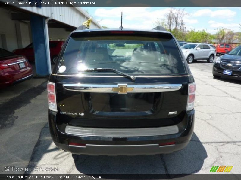 Black / Light Cashmere 2007 Chevrolet Equinox LS