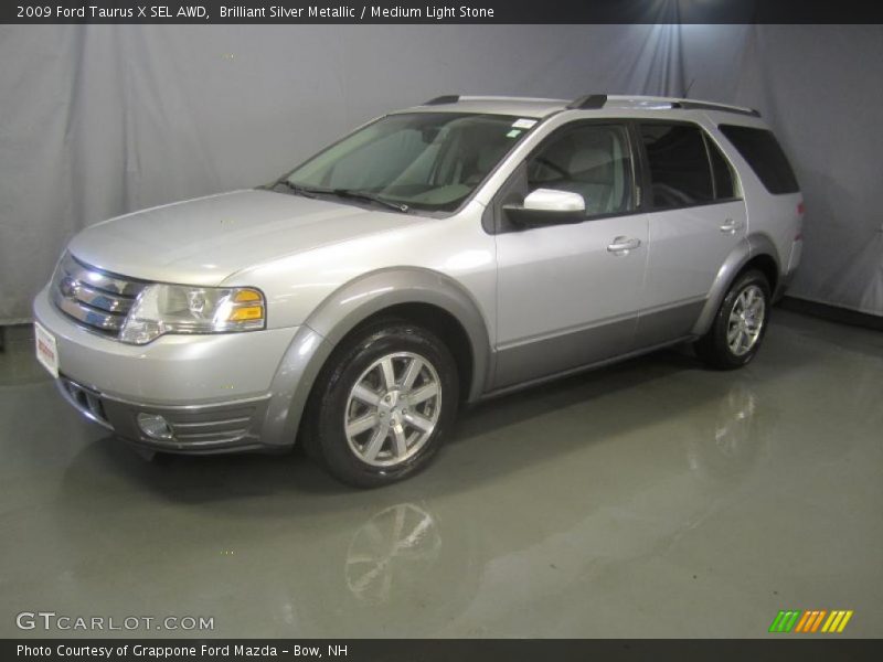 Brilliant Silver Metallic / Medium Light Stone 2009 Ford Taurus X SEL AWD