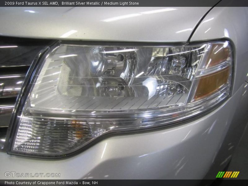 Brilliant Silver Metallic / Medium Light Stone 2009 Ford Taurus X SEL AWD