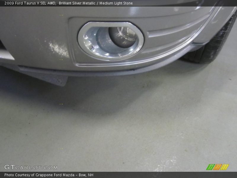 Brilliant Silver Metallic / Medium Light Stone 2009 Ford Taurus X SEL AWD