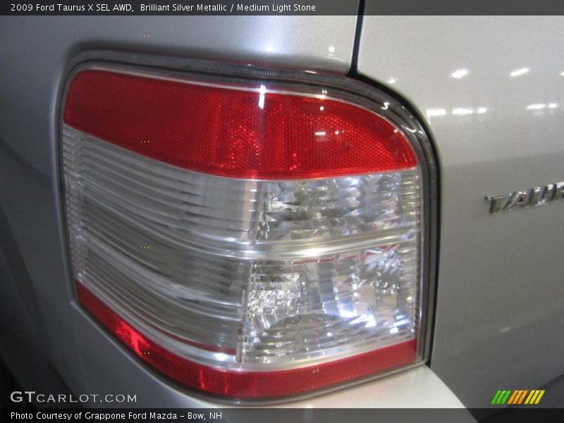 Brilliant Silver Metallic / Medium Light Stone 2009 Ford Taurus X SEL AWD