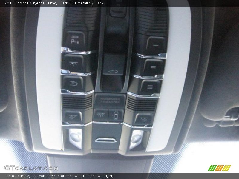 Dark Blue Metallic / Black 2011 Porsche Cayenne Turbo
