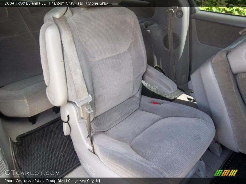 Phantom Gray Pearl / Stone Gray 2004 Toyota Sienna LE