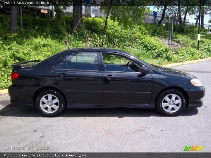 Black / Black 2004 Toyota Corolla S