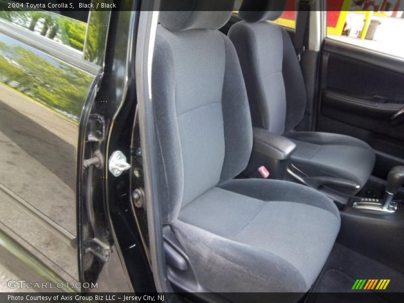 Black / Black 2004 Toyota Corolla S