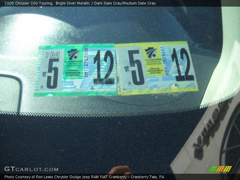 Bright Silver Metallic / Dark Slate Gray/Medium Slate Gray 2005 Chrysler 300 Touring