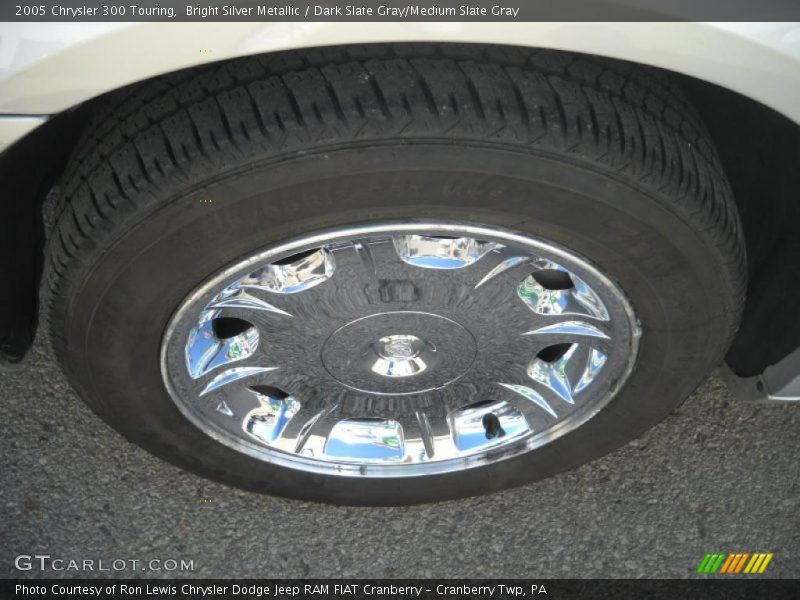 Bright Silver Metallic / Dark Slate Gray/Medium Slate Gray 2005 Chrysler 300 Touring