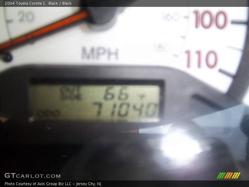 Black / Black 2004 Toyota Corolla S