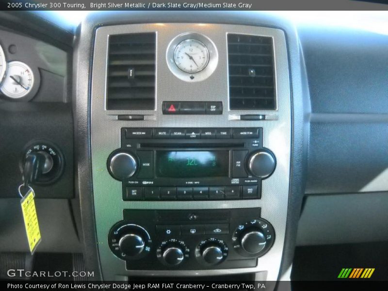 Bright Silver Metallic / Dark Slate Gray/Medium Slate Gray 2005 Chrysler 300 Touring