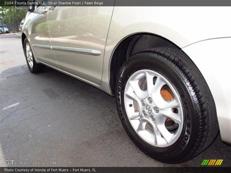 Silver Shadow Pearl / Fawn Beige 2004 Toyota Sienna XLE