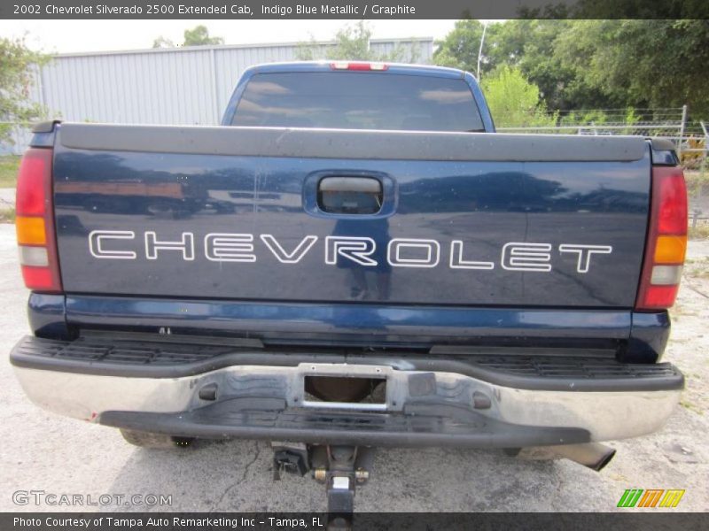 Indigo Blue Metallic / Graphite 2002 Chevrolet Silverado 2500 Extended Cab