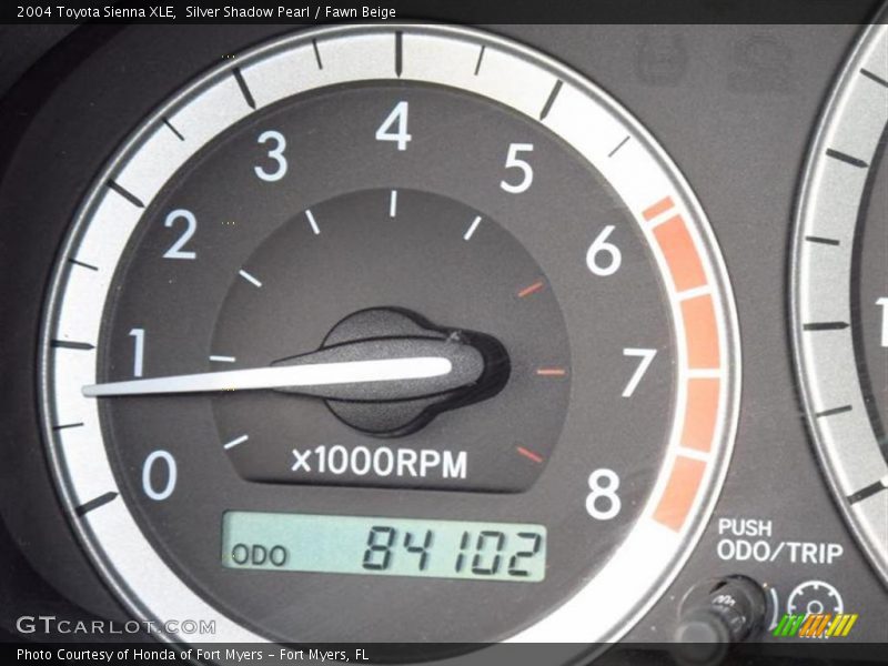 Silver Shadow Pearl / Fawn Beige 2004 Toyota Sienna XLE