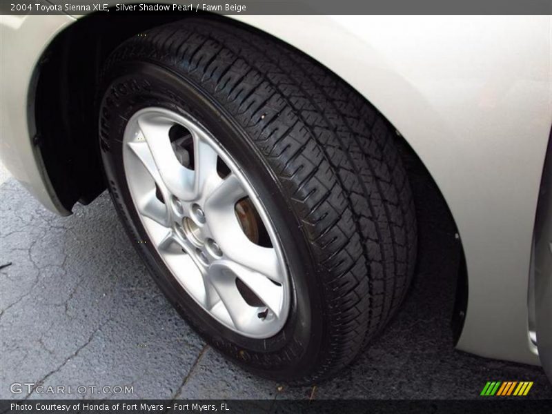 Silver Shadow Pearl / Fawn Beige 2004 Toyota Sienna XLE