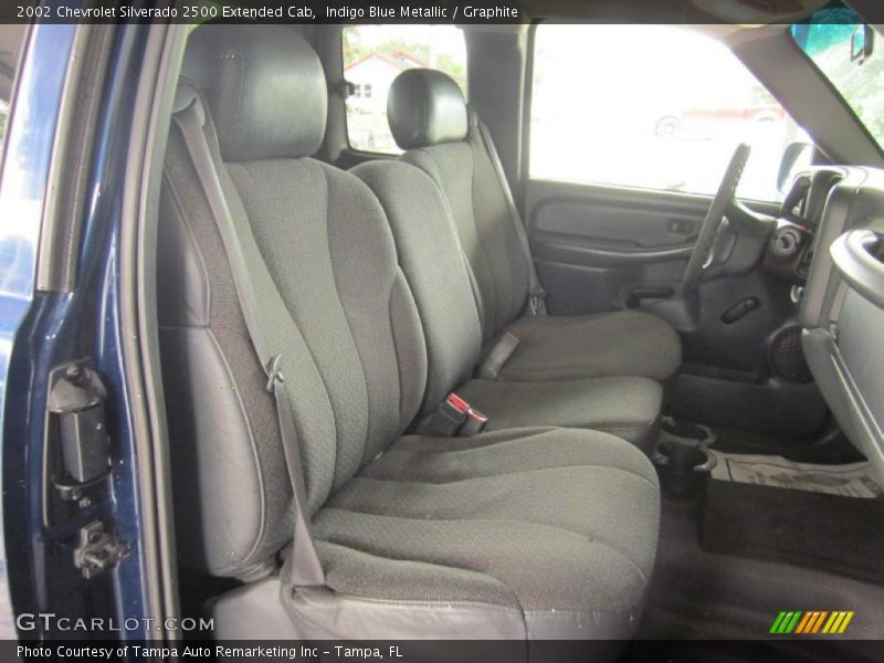 Indigo Blue Metallic / Graphite 2002 Chevrolet Silverado 2500 Extended Cab