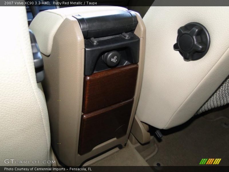  2007 XC90 3.2 AWD Taupe Interior