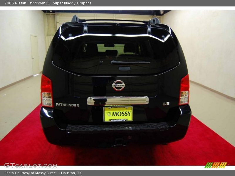 Super Black / Graphite 2006 Nissan Pathfinder LE