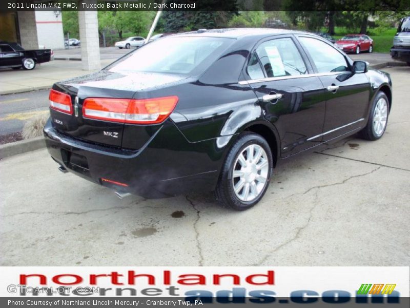 Tuxedo Black Metallic / Dark Charcoal 2011 Lincoln MKZ FWD