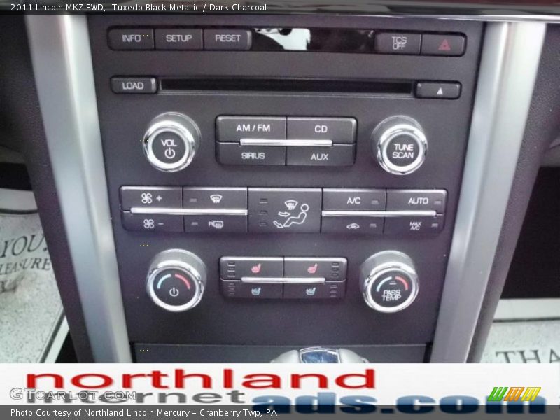 Tuxedo Black Metallic / Dark Charcoal 2011 Lincoln MKZ FWD