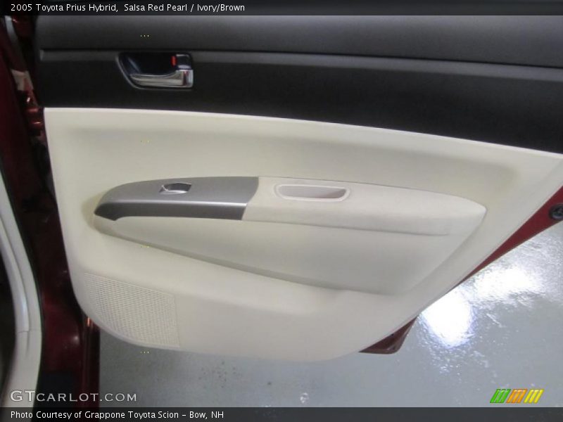 Salsa Red Pearl / Ivory/Brown 2005 Toyota Prius Hybrid