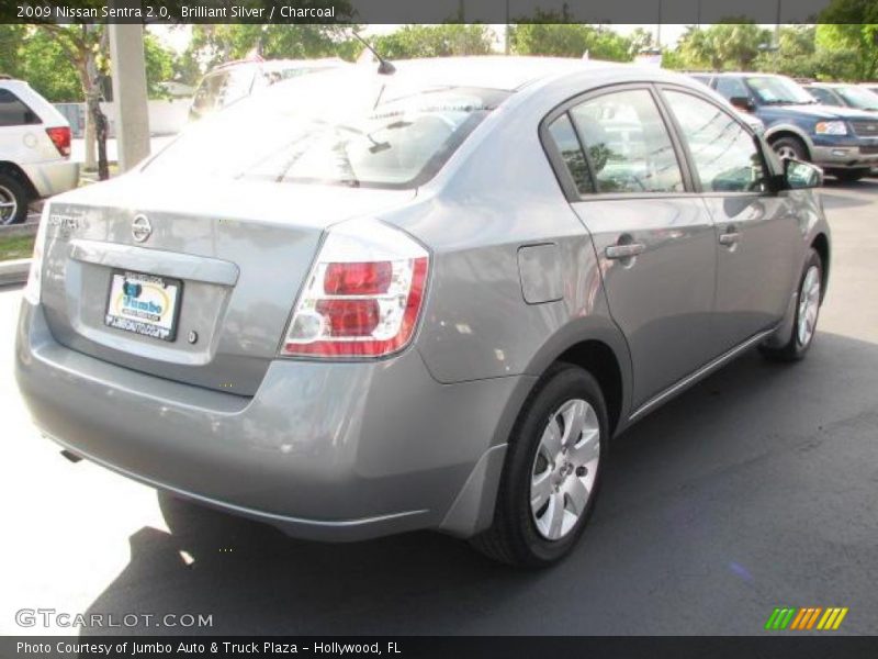 Brilliant Silver / Charcoal 2009 Nissan Sentra 2.0