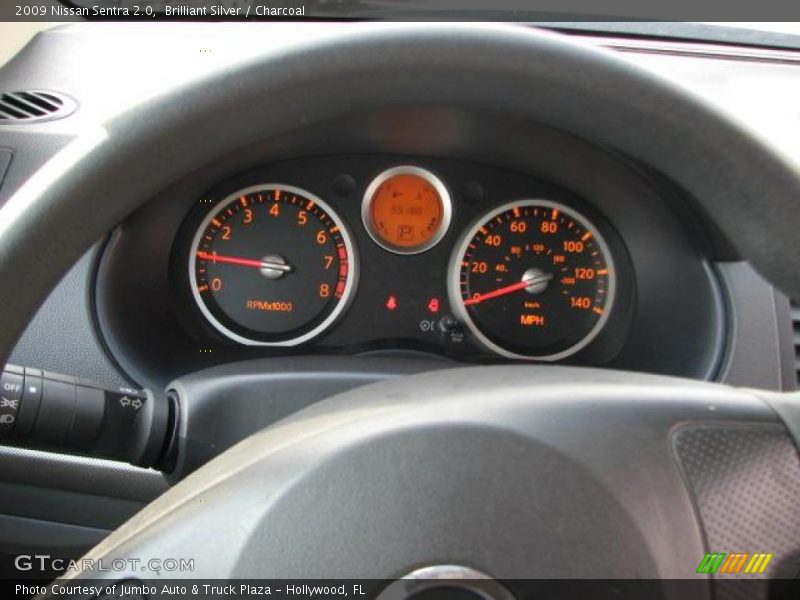 Brilliant Silver / Charcoal 2009 Nissan Sentra 2.0