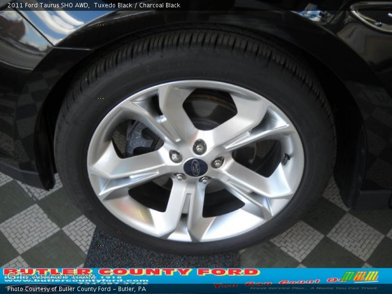 Tuxedo Black / Charcoal Black 2011 Ford Taurus SHO AWD