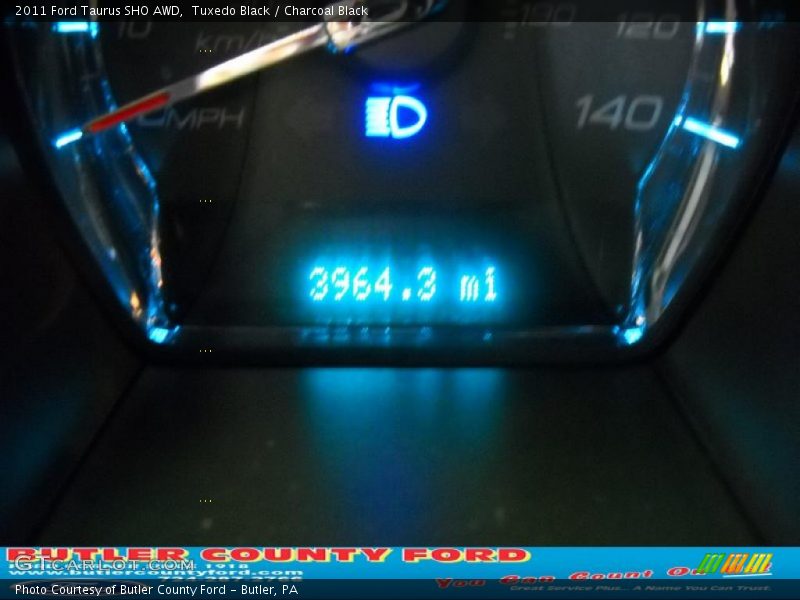 Tuxedo Black / Charcoal Black 2011 Ford Taurus SHO AWD