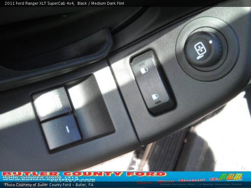 Black / Medium Dark Flint 2011 Ford Ranger XLT SuperCab 4x4