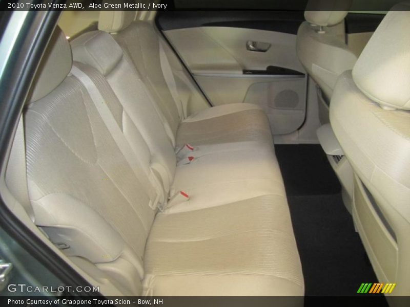 Aloe Green Metallic / Ivory 2010 Toyota Venza AWD