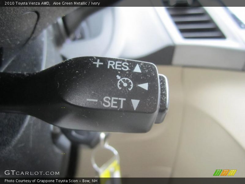 Aloe Green Metallic / Ivory 2010 Toyota Venza AWD