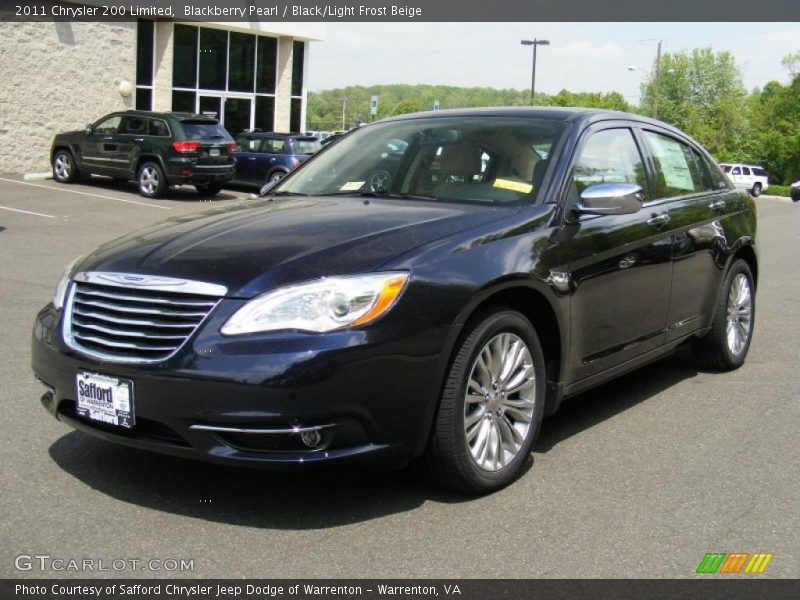Blackberry Pearl / Black/Light Frost Beige 2011 Chrysler 200 Limited