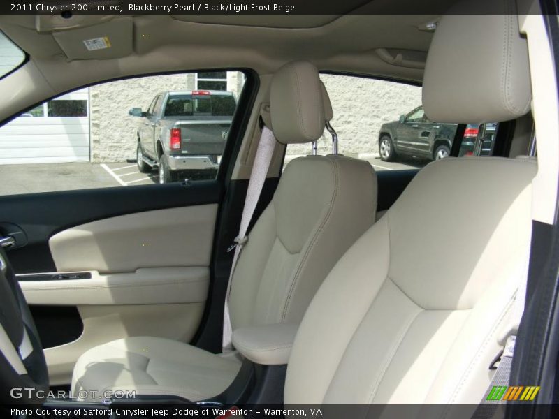 Blackberry Pearl / Black/Light Frost Beige 2011 Chrysler 200 Limited