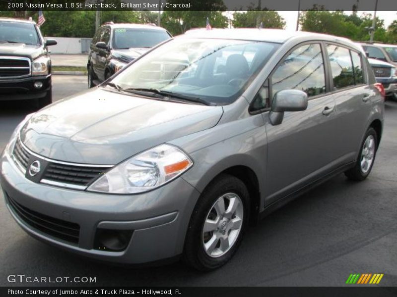 Brilliant Silver / Charcoal 2008 Nissan Versa 1.8 SL Hatchback