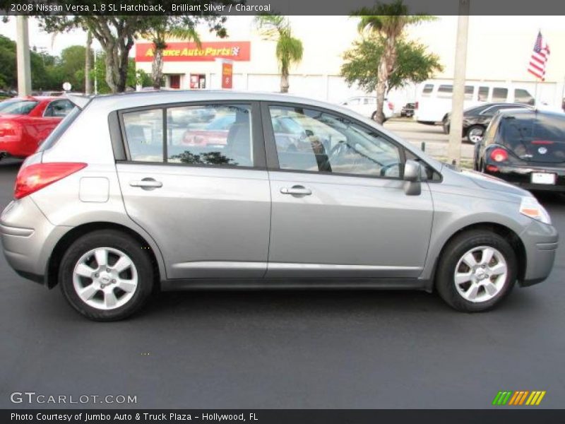 Brilliant Silver / Charcoal 2008 Nissan Versa 1.8 SL Hatchback