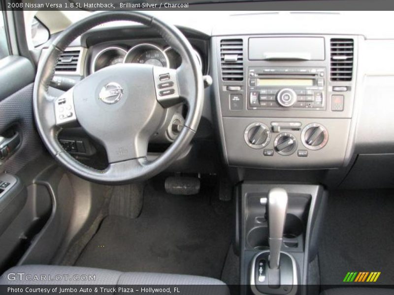 Brilliant Silver / Charcoal 2008 Nissan Versa 1.8 SL Hatchback