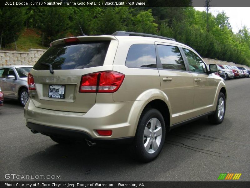 White Gold Metallic / Black/Light Frost Beige 2011 Dodge Journey Mainstreet