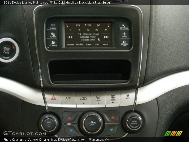 White Gold Metallic / Black/Light Frost Beige 2011 Dodge Journey Mainstreet