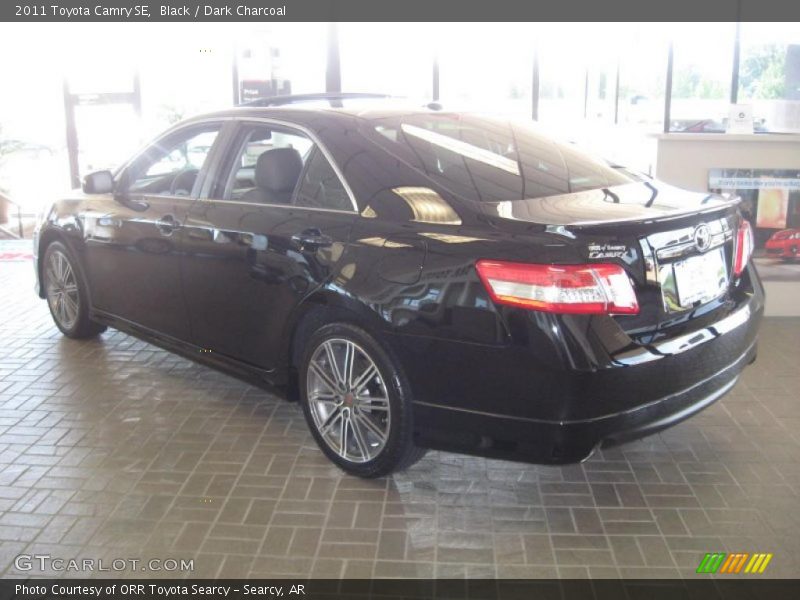 Black / Dark Charcoal 2011 Toyota Camry SE