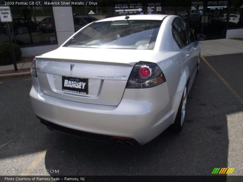 Maverick Silver Metallic / Onyx 2009 Pontiac G8 GT