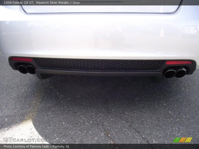 Maverick Silver Metallic / Onyx 2009 Pontiac G8 GT