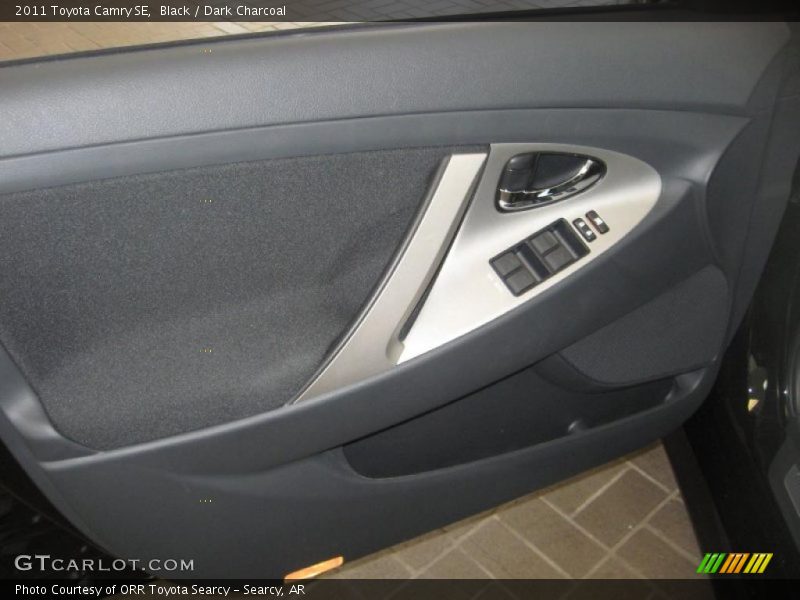 Black / Dark Charcoal 2011 Toyota Camry SE