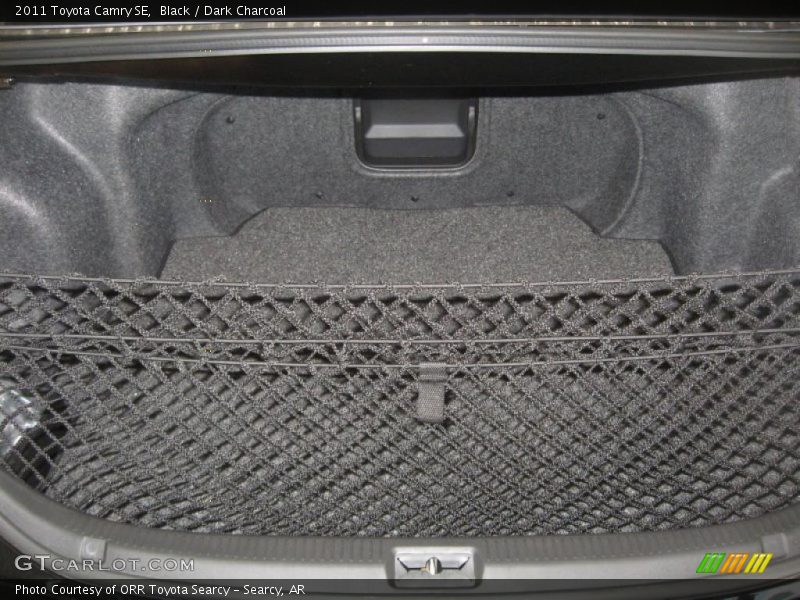 Black / Dark Charcoal 2011 Toyota Camry SE