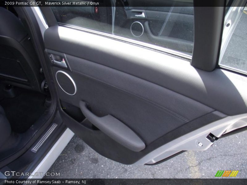 Maverick Silver Metallic / Onyx 2009 Pontiac G8 GT