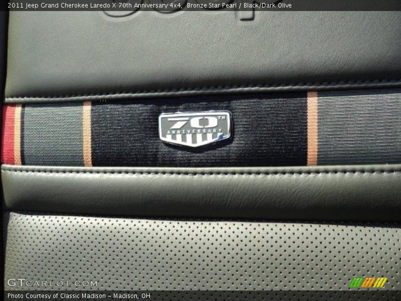  2011 Grand Cherokee Laredo X 70th Anniversary 4x4 Logo