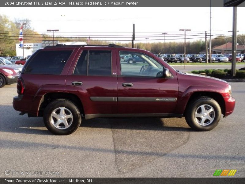Majestic Red Metallic / Medium Pewter 2004 Chevrolet TrailBlazer LS 4x4