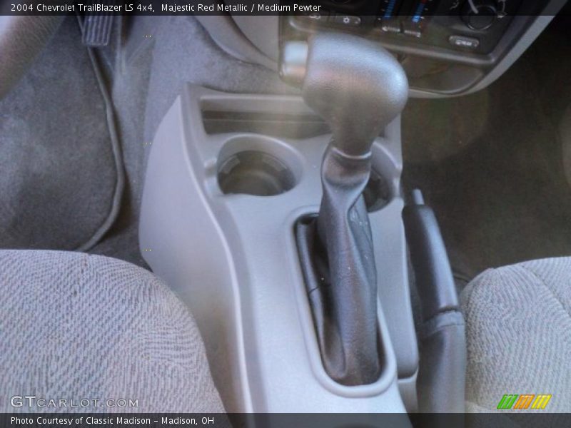 Majestic Red Metallic / Medium Pewter 2004 Chevrolet TrailBlazer LS 4x4