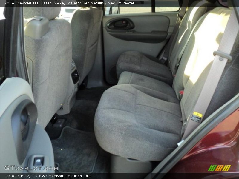 Majestic Red Metallic / Medium Pewter 2004 Chevrolet TrailBlazer LS 4x4