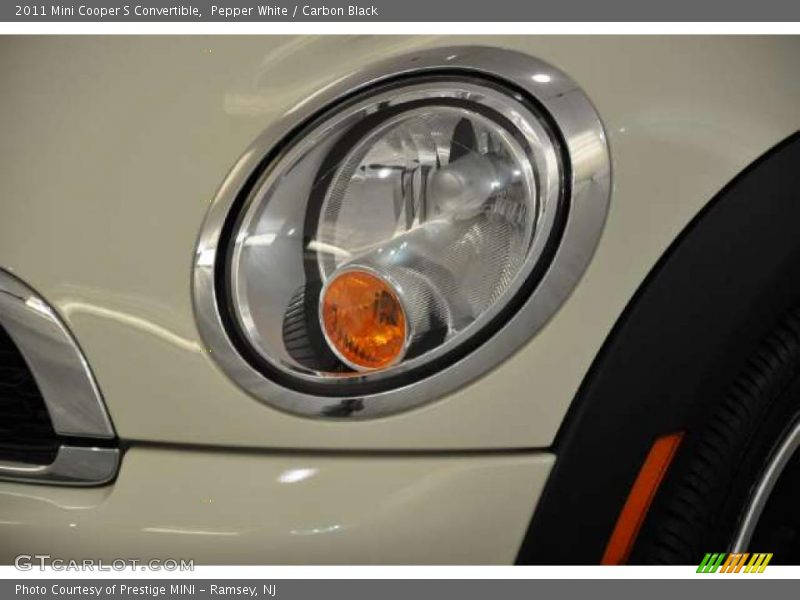 Pepper White / Carbon Black 2011 Mini Cooper S Convertible
