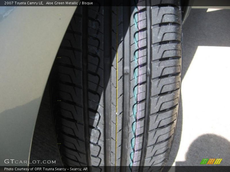 Aloe Green Metallic / Bisque 2007 Toyota Camry LE