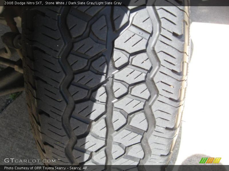 Stone White / Dark Slate Gray/Light Slate Gray 2008 Dodge Nitro SXT